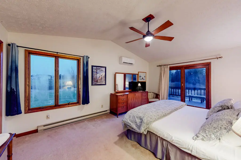 Brown Bear Lodge