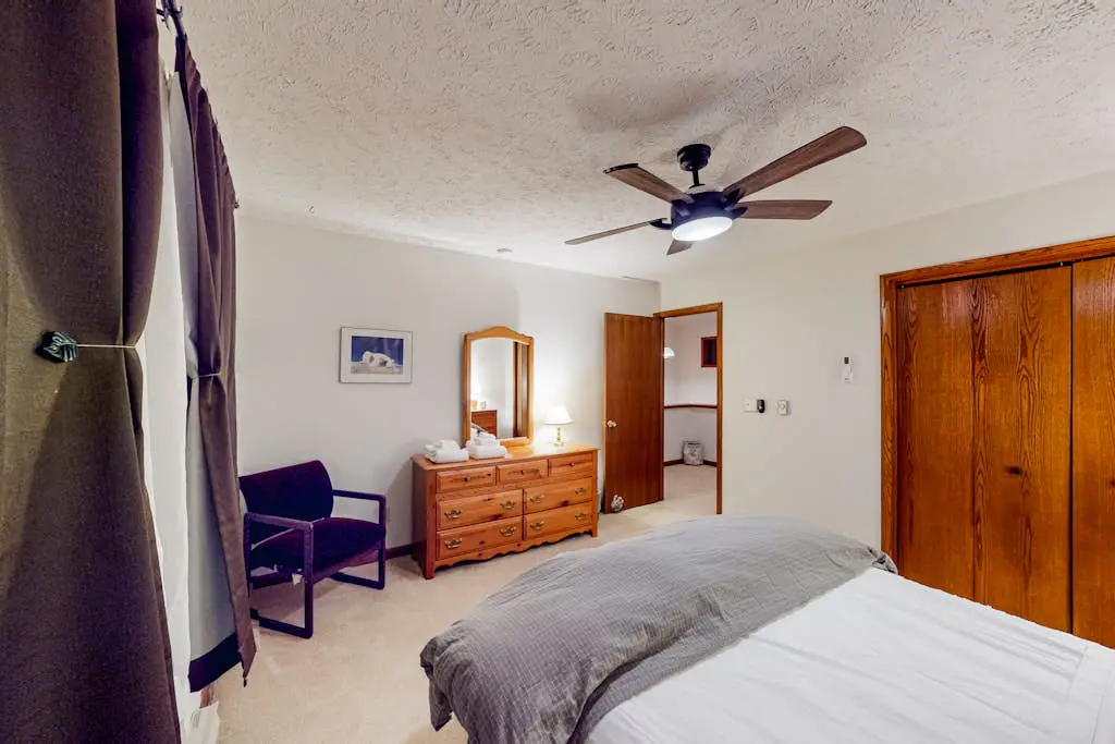 Brown Bear Lodge