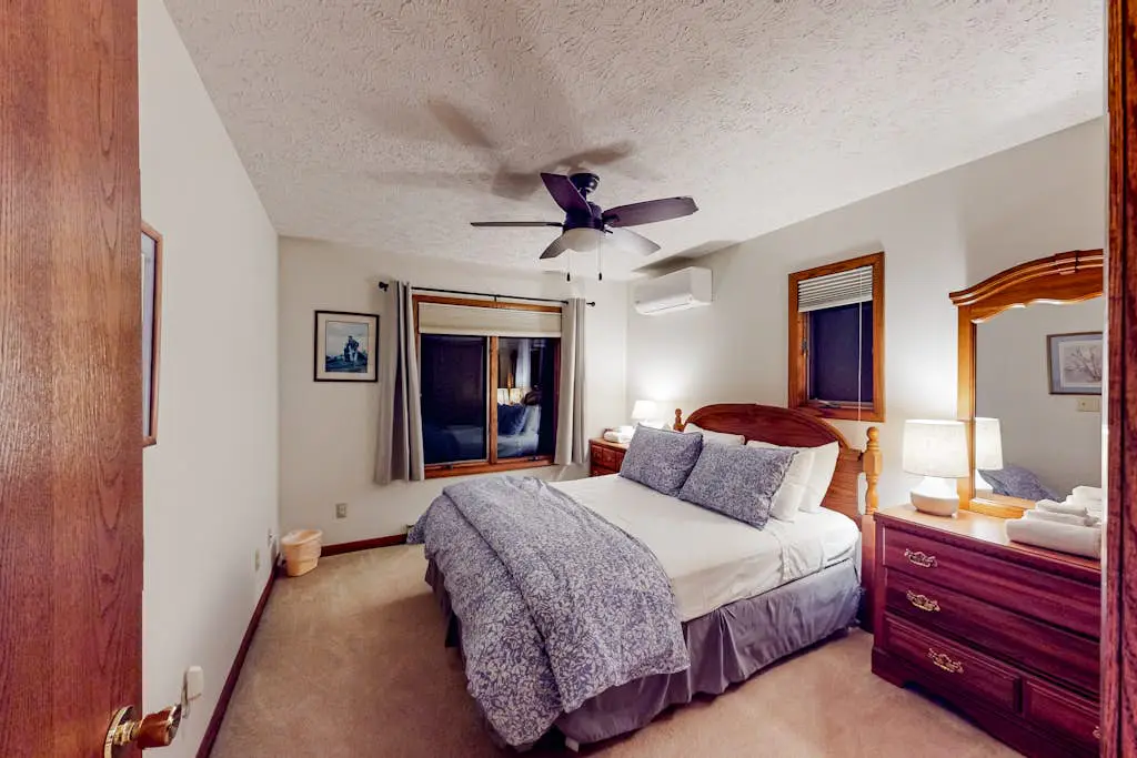 Brown Bear Lodge
