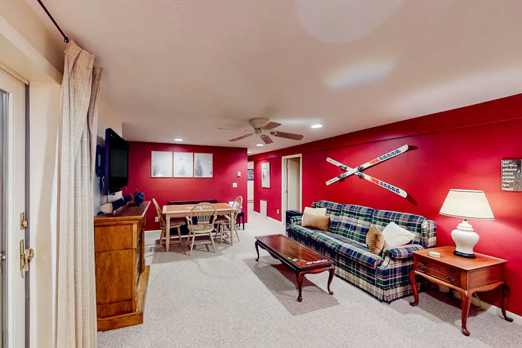Brown Bear Lodge