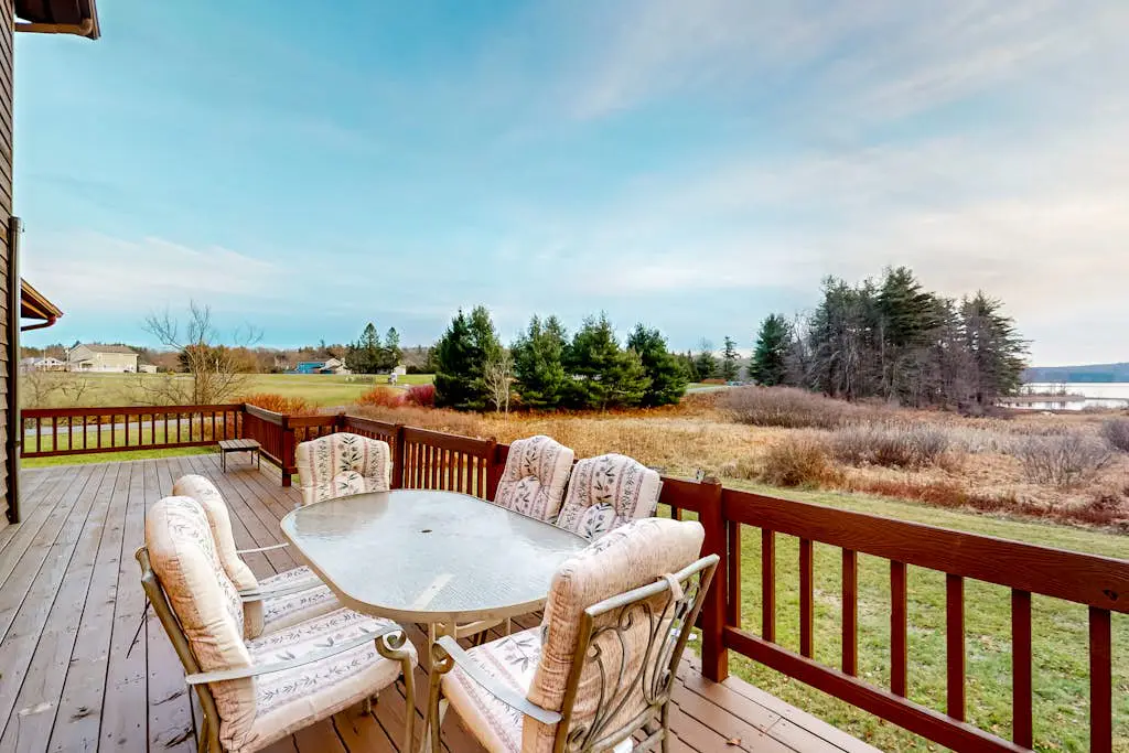 Brown Bear Lodge