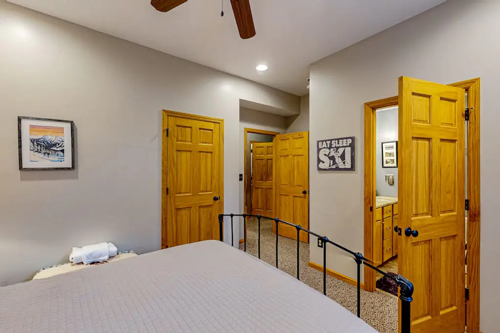 5BR - Chalet - Hot Tub