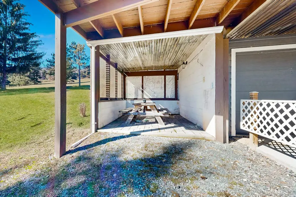 Nimba Cabin