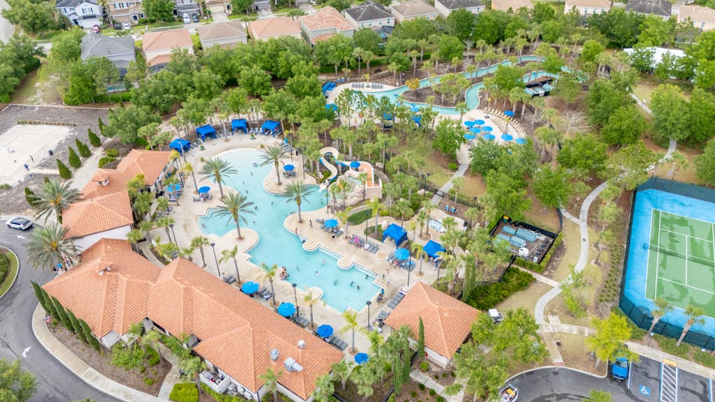 Exclusive 6BR Solterra Retreat | 14 Guests | Walk to Pool & Lazy River