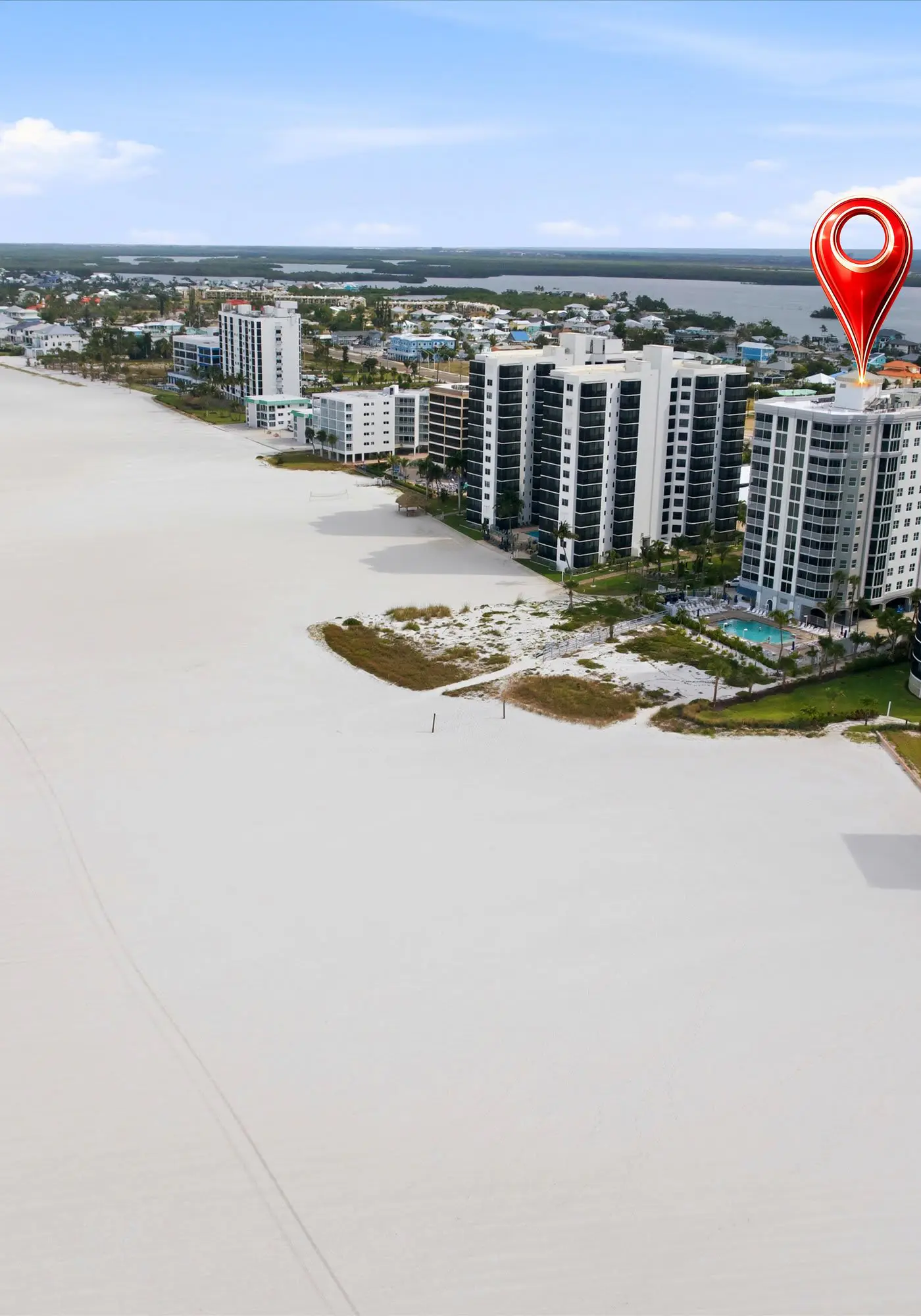 Beachfront Bliss, Cozy Condo with Patio, Pool & Stunning Views!