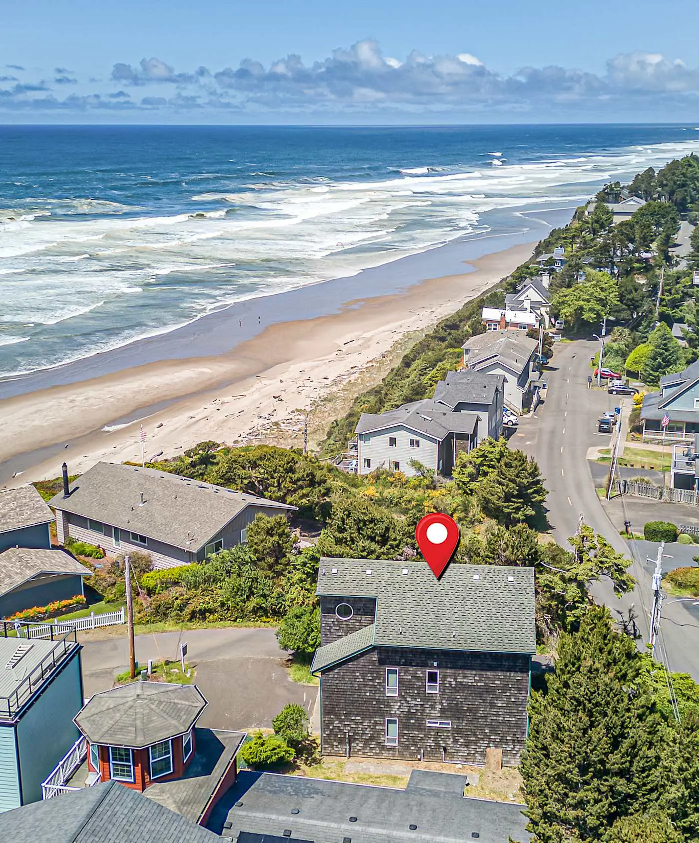 Panoramic Ocean Views & Cozy Coastal Escape