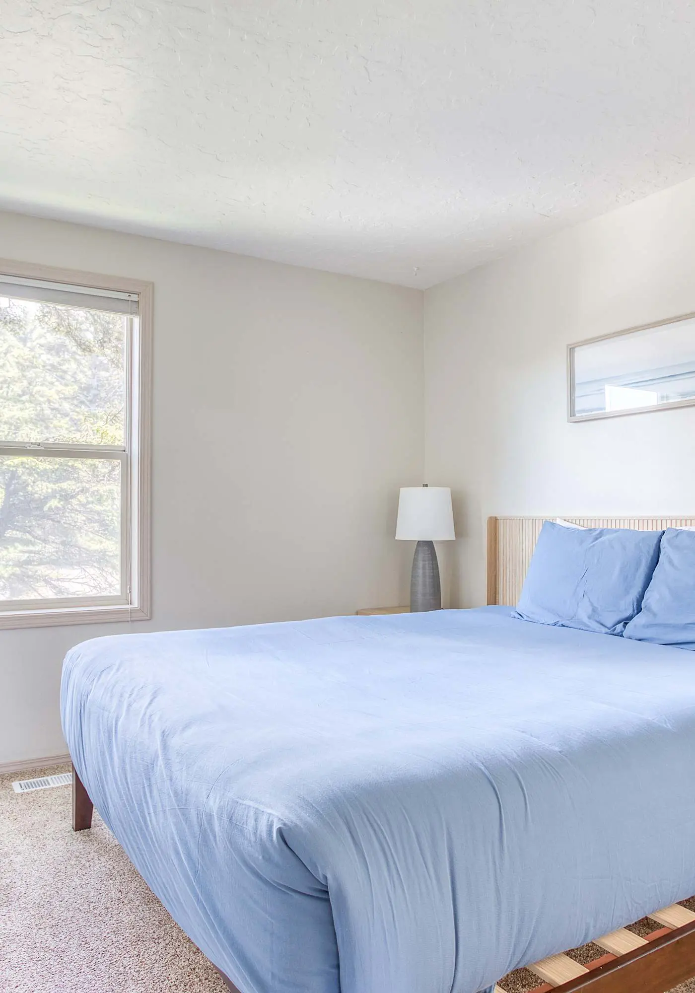 Panoramic Ocean Views & Cozy Coastal Escape