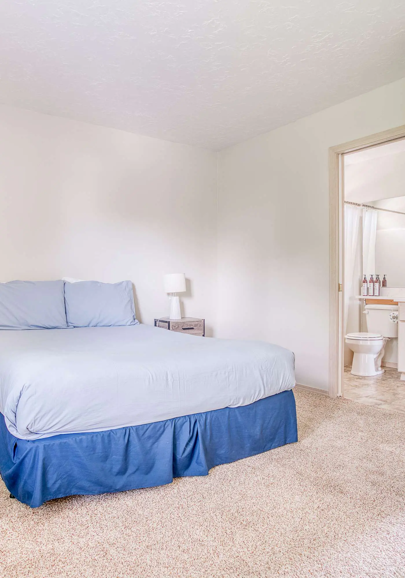 Panoramic Ocean Views & Cozy Coastal Escape