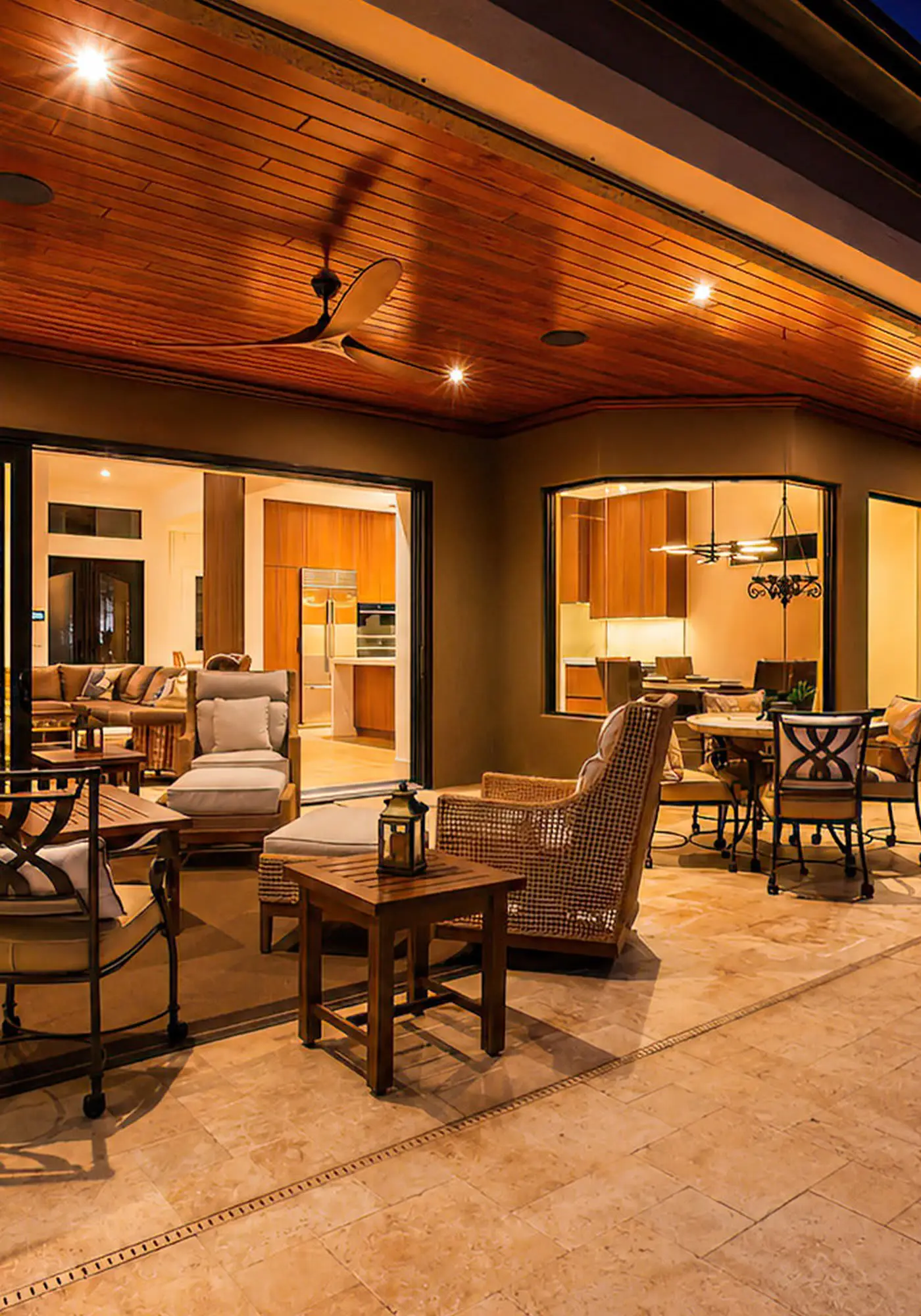Naples Waterfront Oasis, Private Pool, Hot Tub & Stunning Views!
