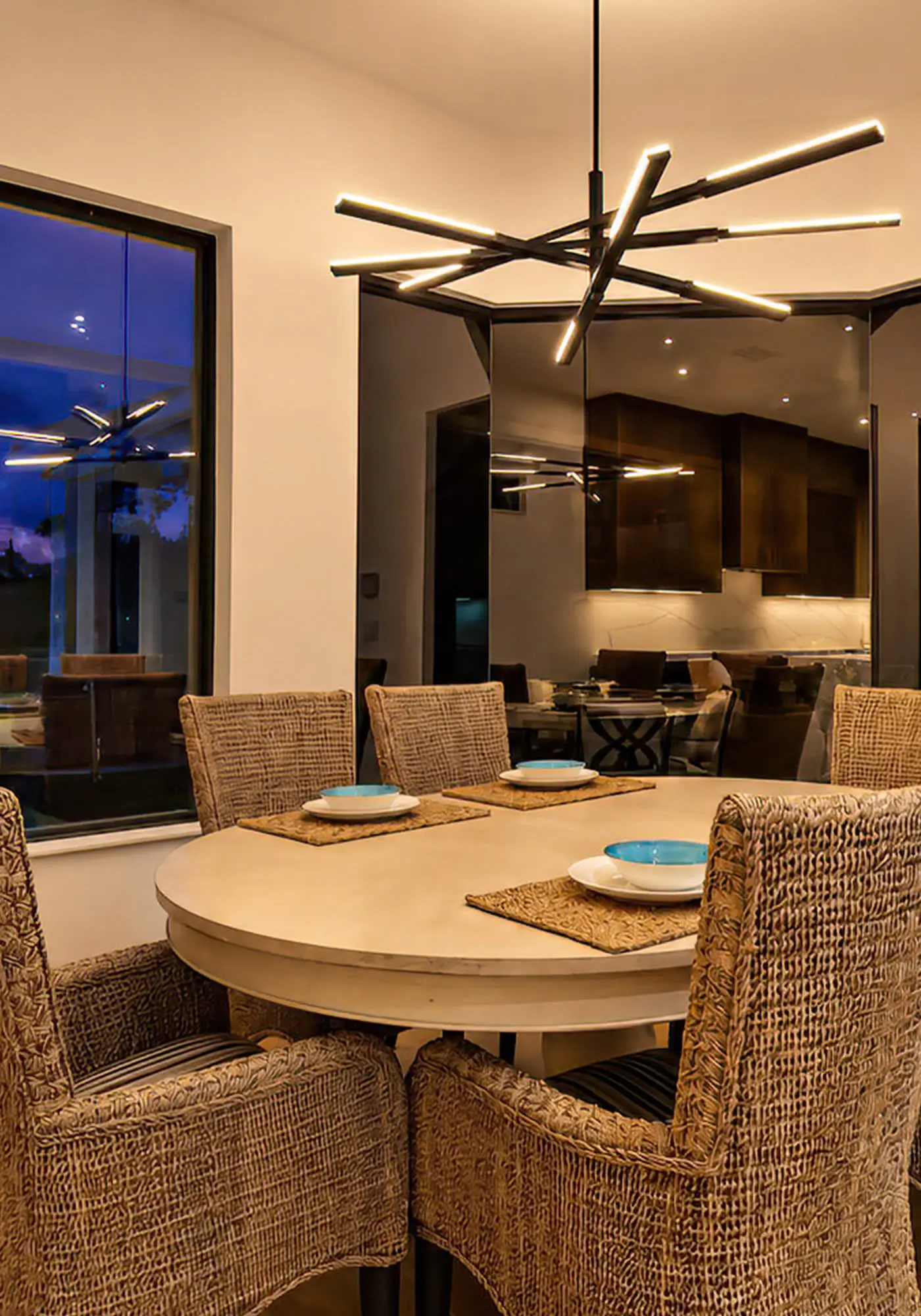 Naples Waterfront Oasis, Private Pool, Hot Tub & Stunning Views!