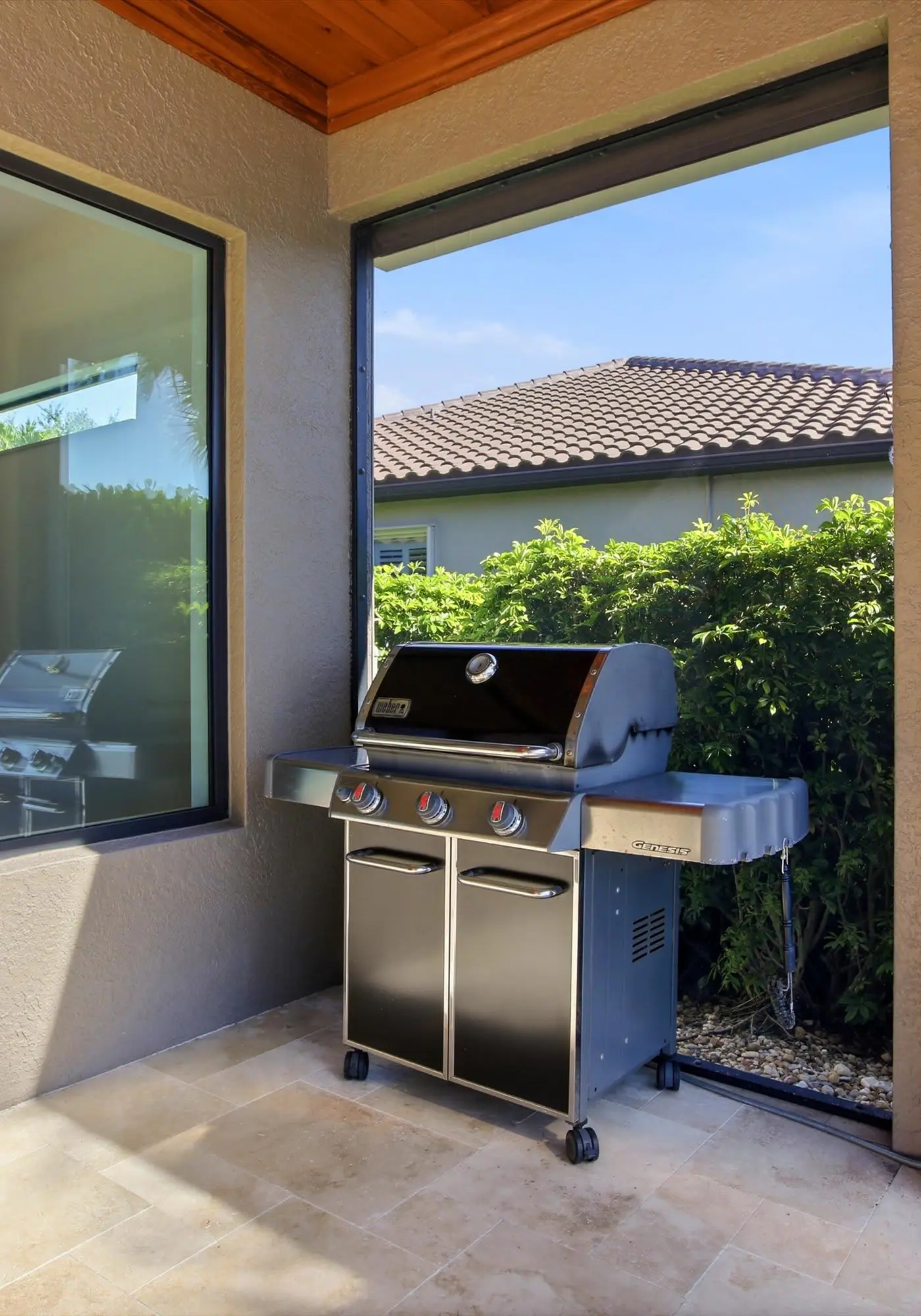 Naples Waterfront Oasis, Private Pool, Hot Tub & Stunning Views!