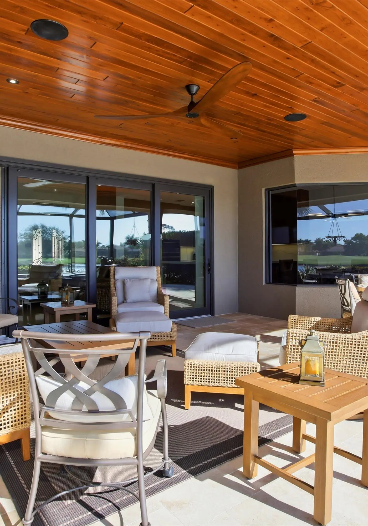Naples Waterfront Oasis, Private Pool, Hot Tub & Stunning Views!