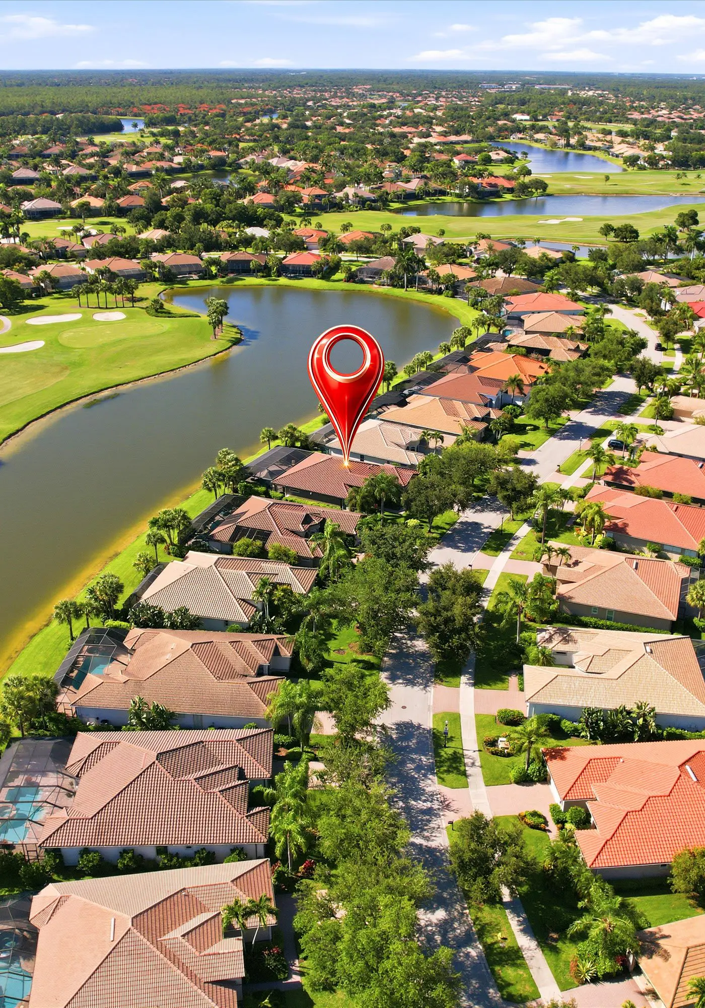 Naples Waterfront Oasis, Private Pool, Hot Tub & Stunning Views!