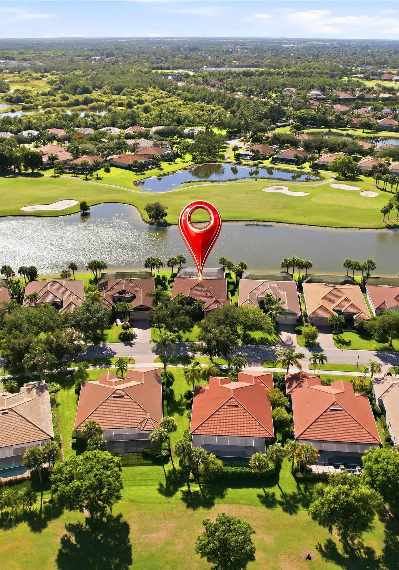 Naples Waterfront Oasis, Private Pool, Hot Tub & Stunning Views!
