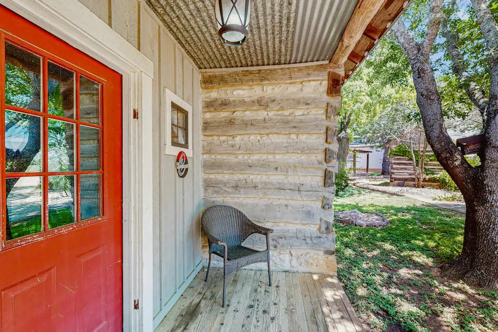 Historic Rocky Hill - Bordeaux Suite