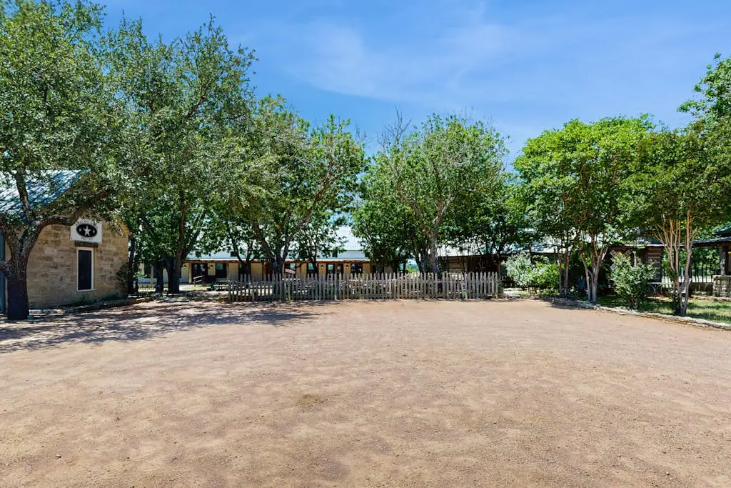 Historic Rocky Hill- Full Property