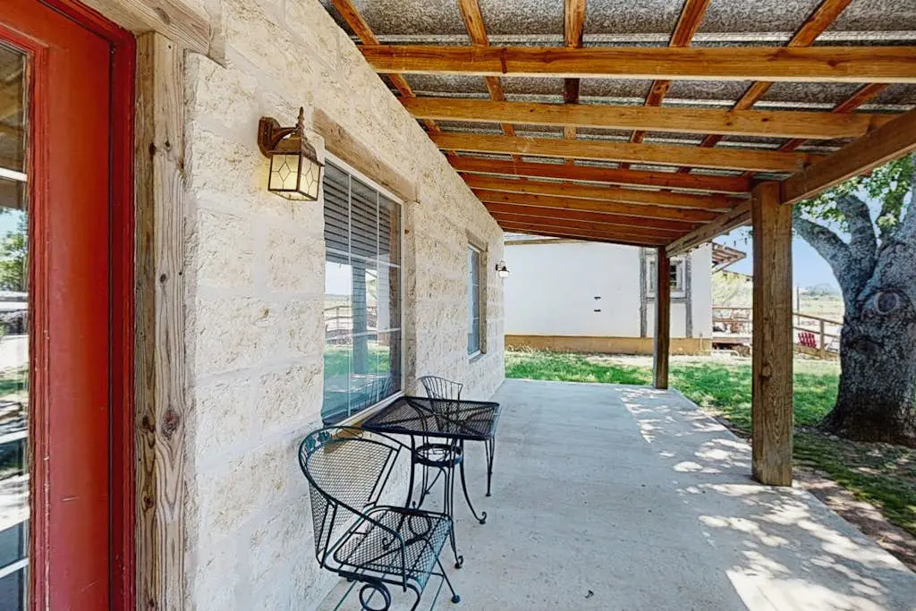 Historic Rocky Hill- Full Property