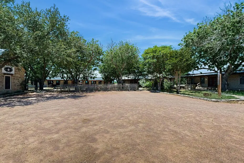 Historic Rocky Hill- Full Property
