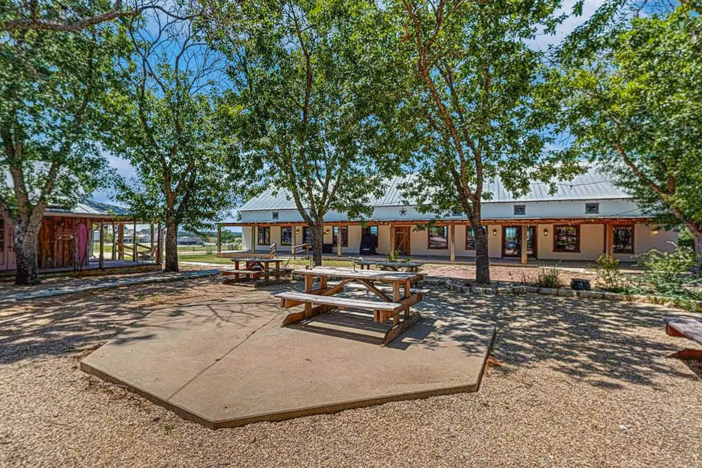 Historic Rocky Hill- Full Property