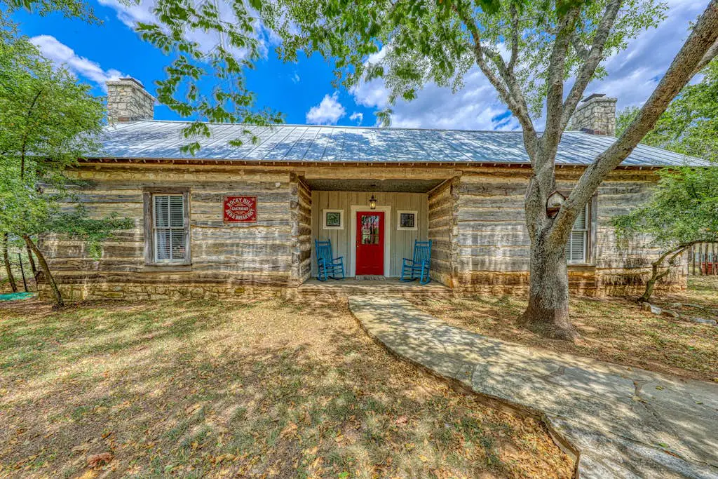 Historic Rocky Hill- Full Property