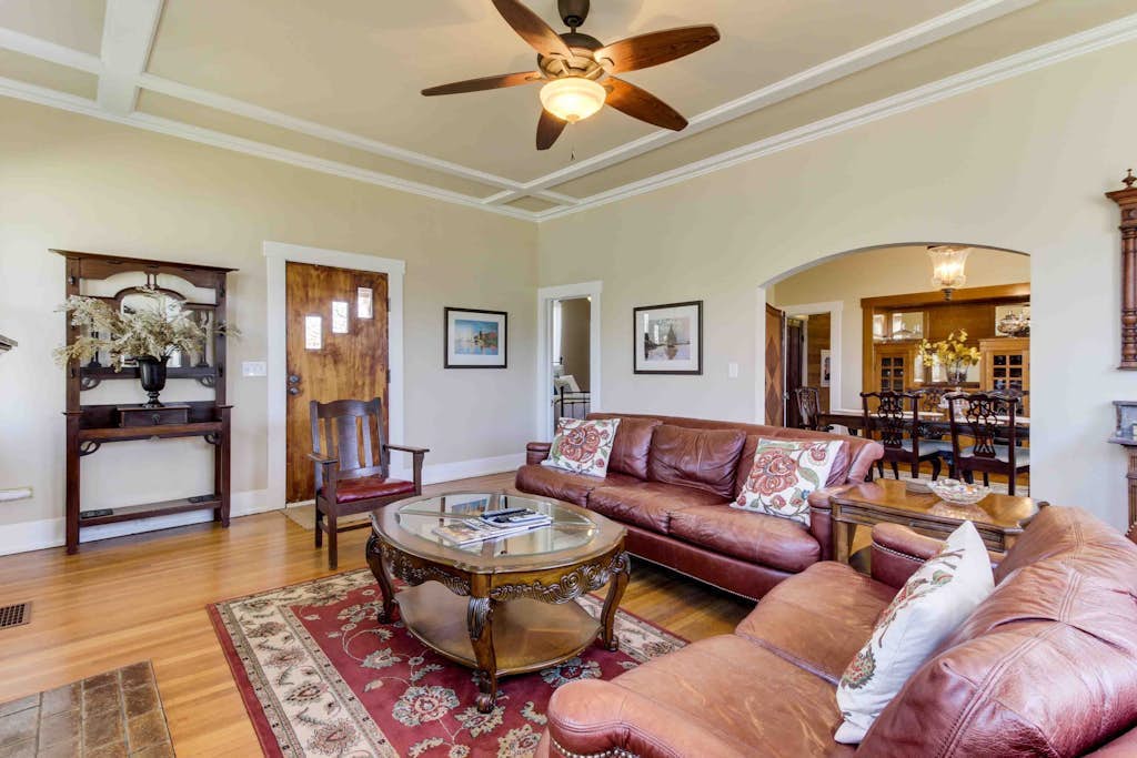Cozy Retreat in Fredericksburg - Two Homes Perfect for Large Groups