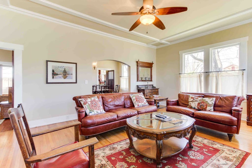 Cozy Retreat in Fredericksburg - Two Homes Perfect for Large Groups