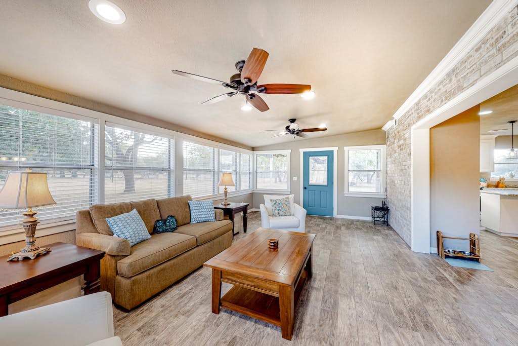 Secluded, Dog-Friendly Getaway w/ Beautiful Views, a Large Yard, & Free WiFi