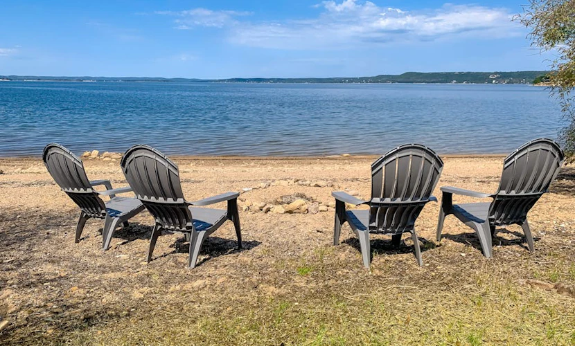 Historic lakefront & wildlife haven with firepit & gas grill - minutes to water