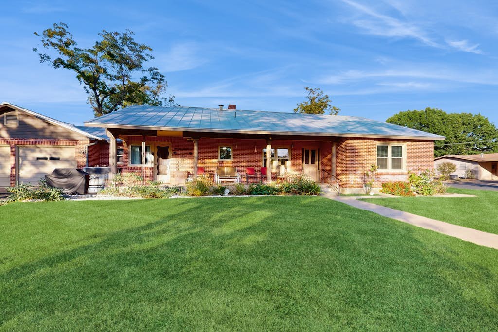 Charming, dog-friendly home with patio, grill, & parking - close to town