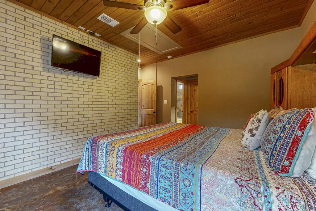 Arva's Retreat