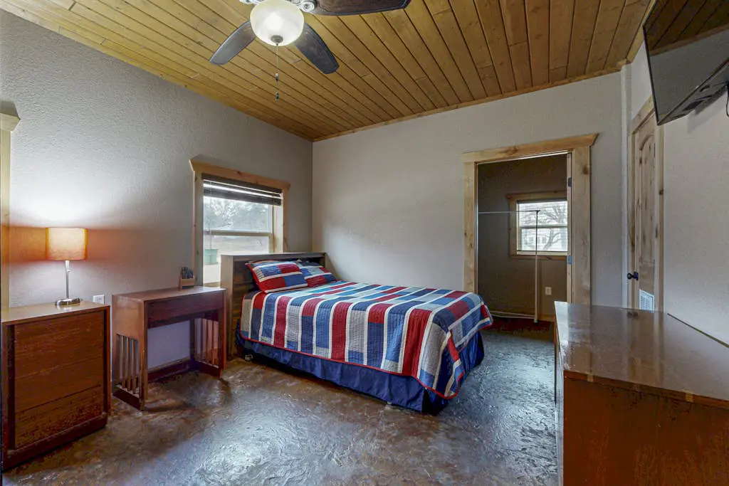 Arva's Retreat