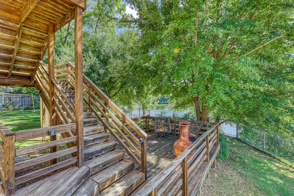 The Burnet River House