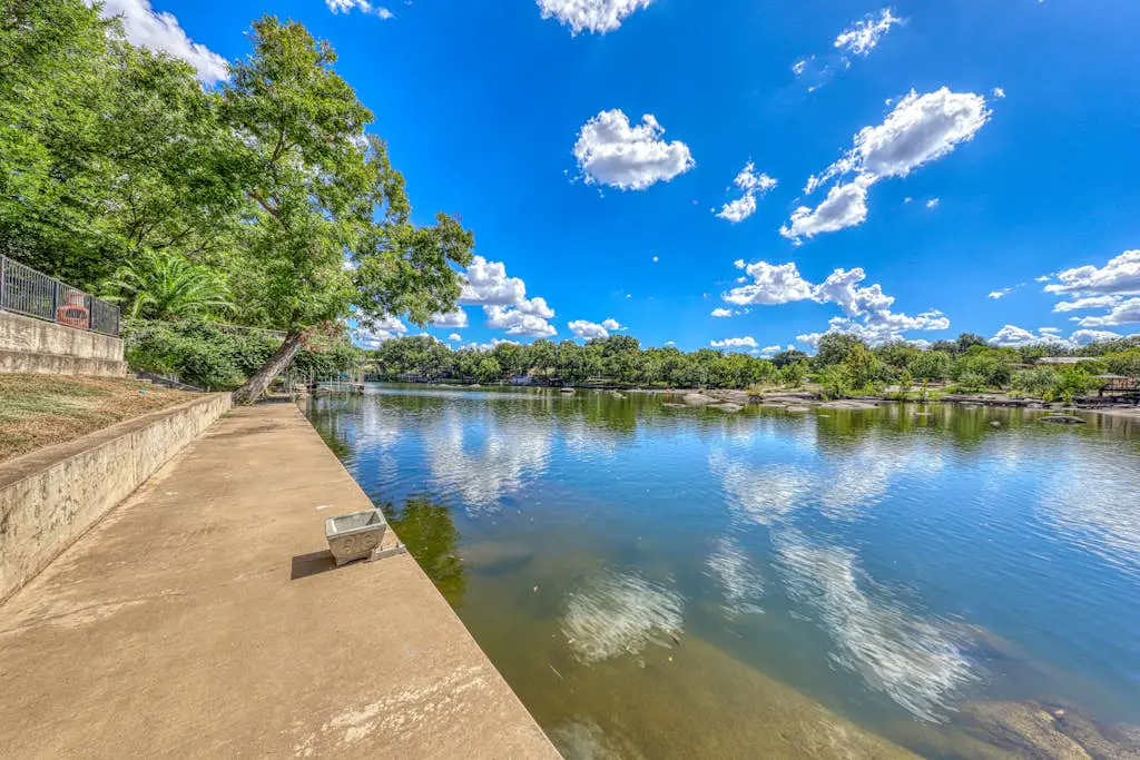 The Burnet River House