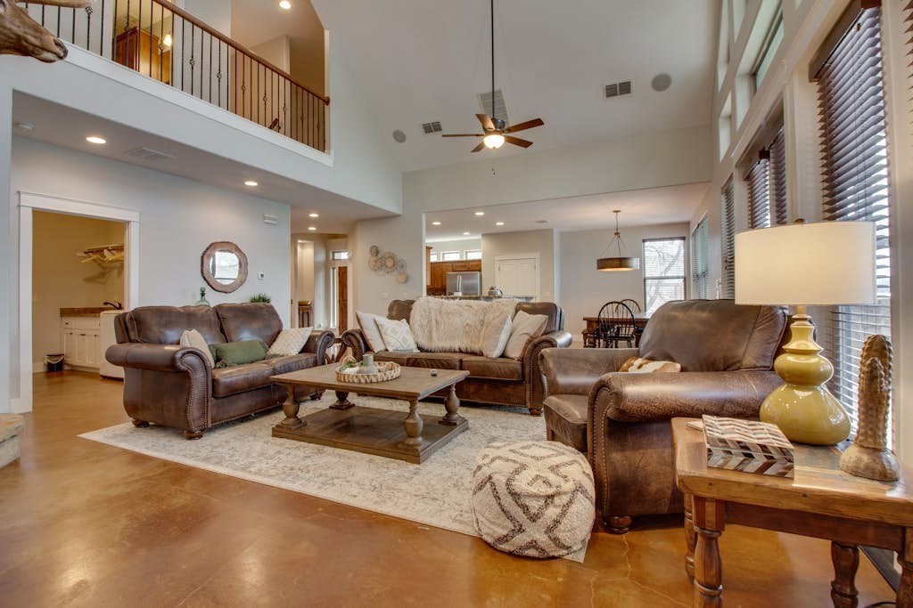 Lakefront home with WiFi, entertainment, dock & lake views - dogs OK