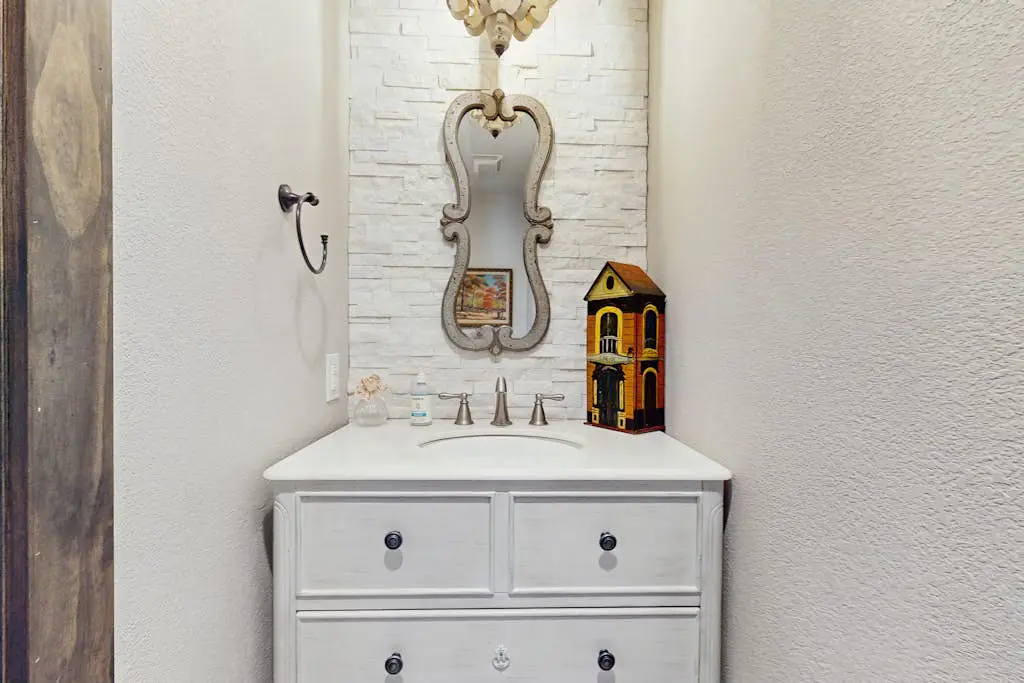 Opulent Waterfront 118B