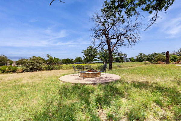 Waterfront home with kayak, view, fire pit & WiFi - dog-friendly