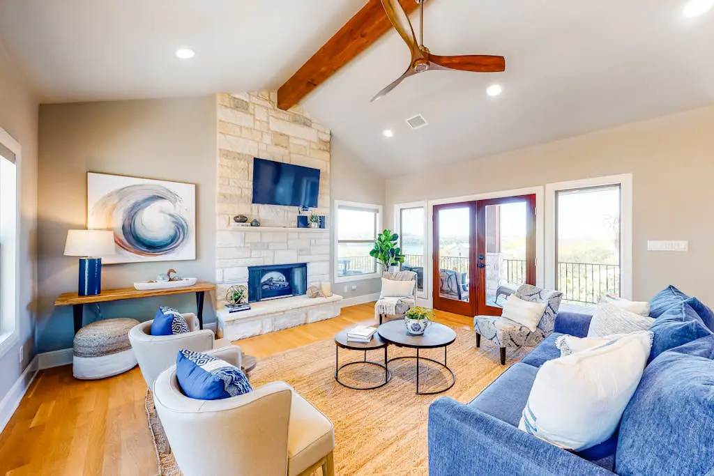 Lago Vista Retreat