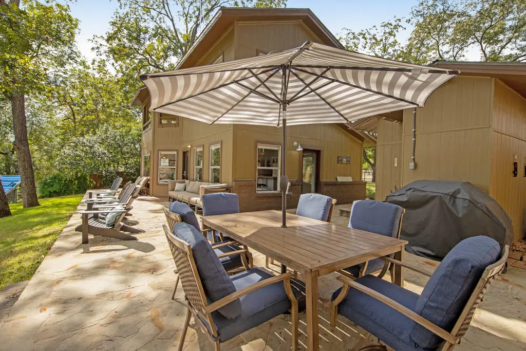 Green River Lodge - Lake LBJ