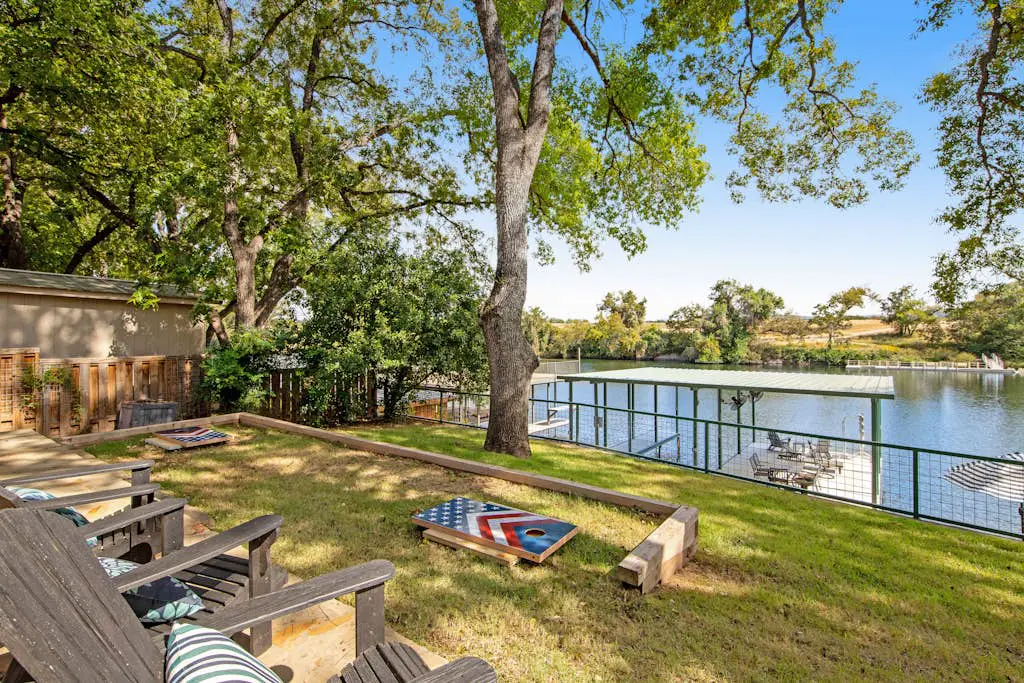 Green River Lodge - Lake LBJ