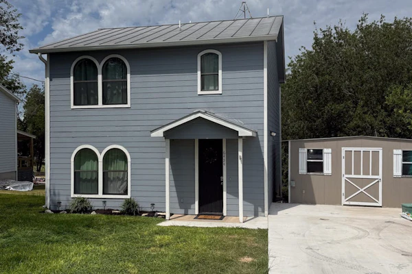 Blue Casa Rio | Riverfront oasis with private beach, deck & fire pit