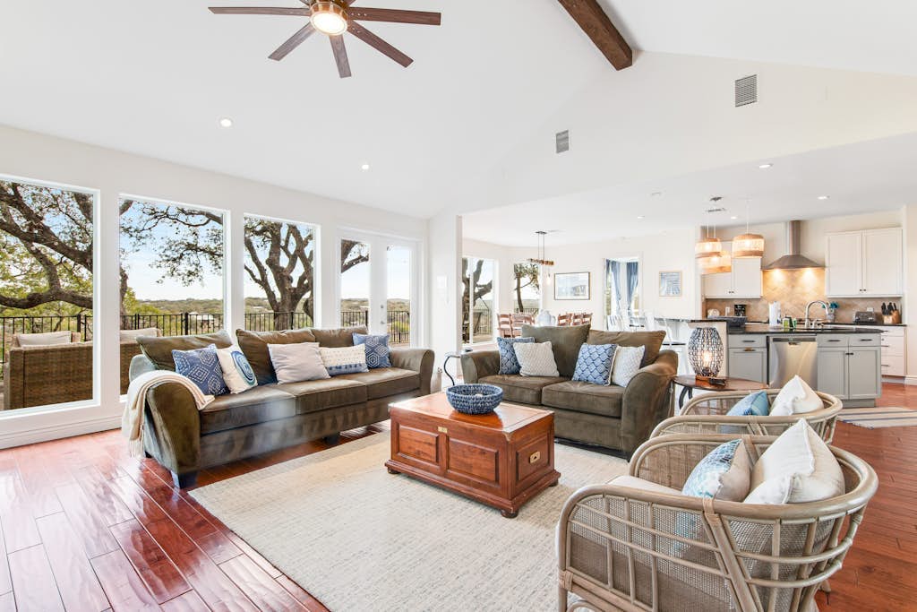 Natural cliffside oasis with impressive views, gas fireplace and dock