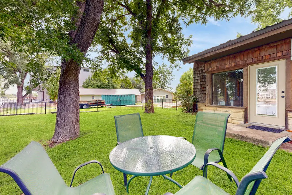 Little House on LBJ