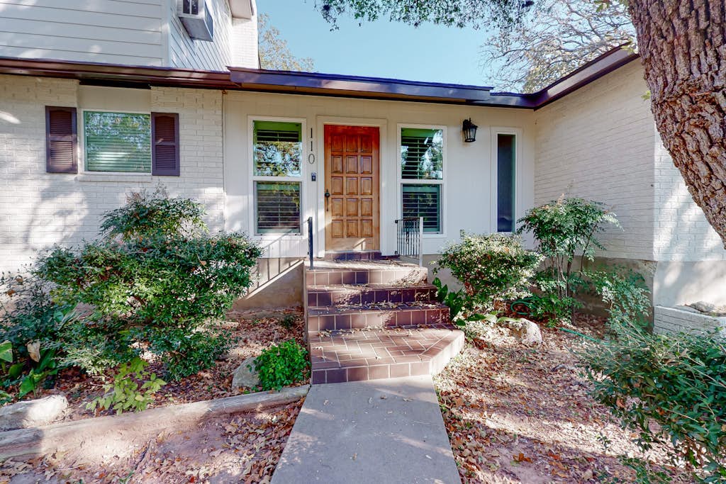Snowbird-Friendly Home w/ Enclosed Yard, Firepit, Central AC, & High-Speed WiFi