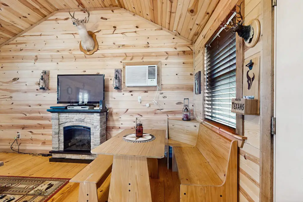 River's SkyView Lodge