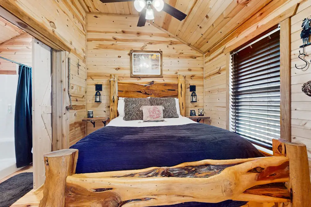 River's SkyView Lodge