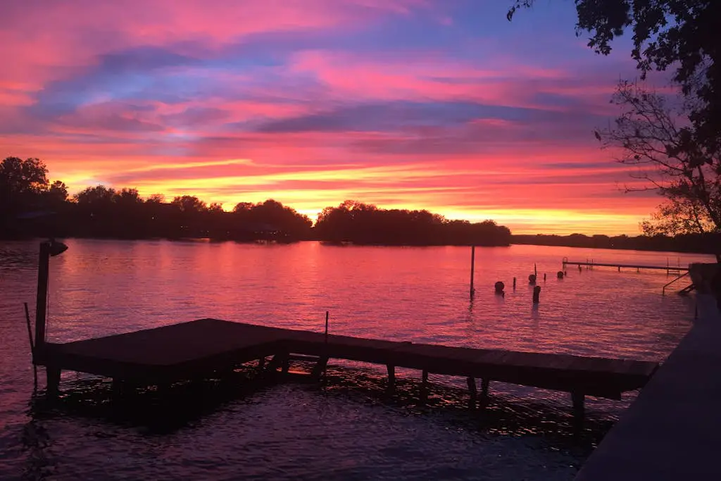 Beckers Point Lake Houses
