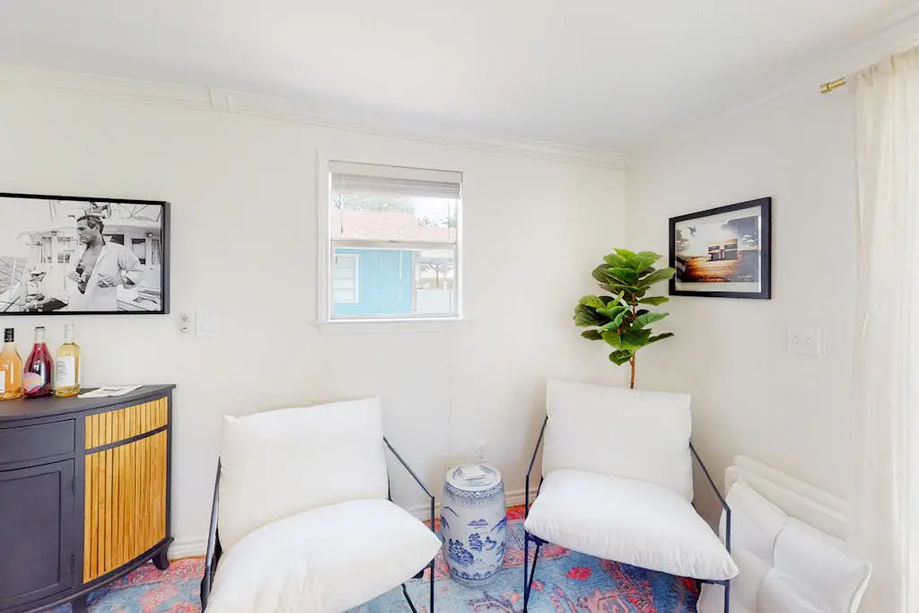 Woodland Hills Retreat