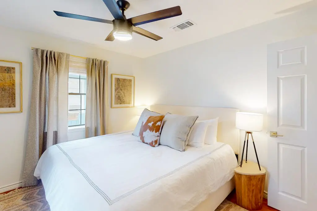 Woodland Hills Retreat