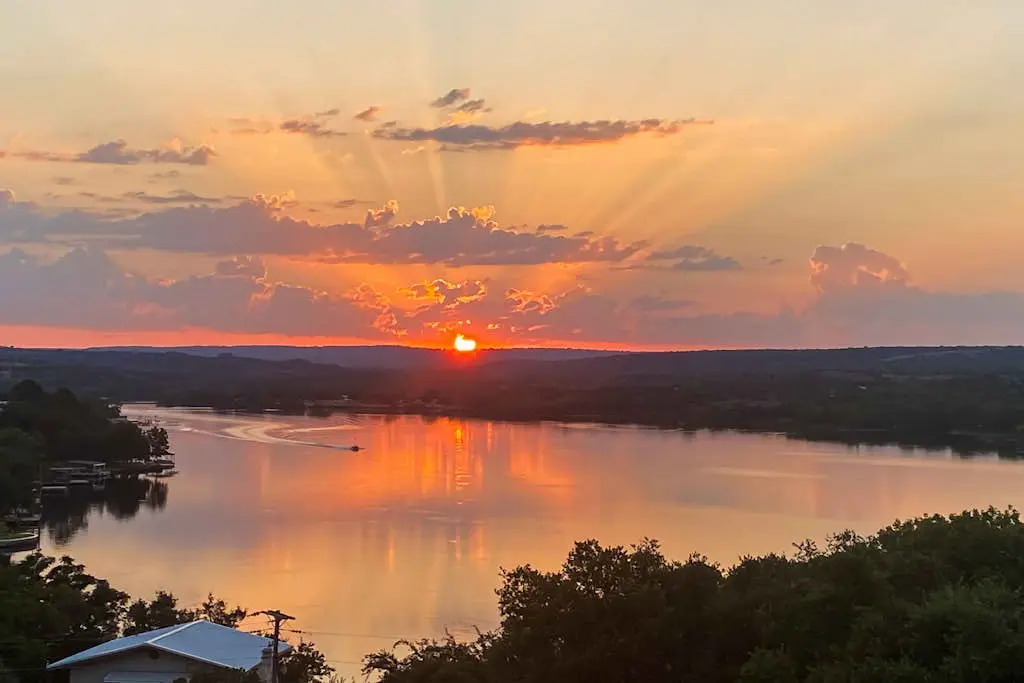 Granite Peak Vista - Inks Lake