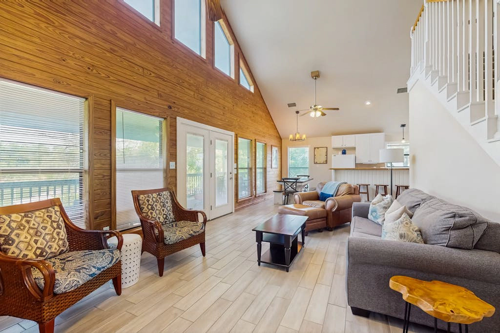 Ruff Lakehouse on Lake LBJ